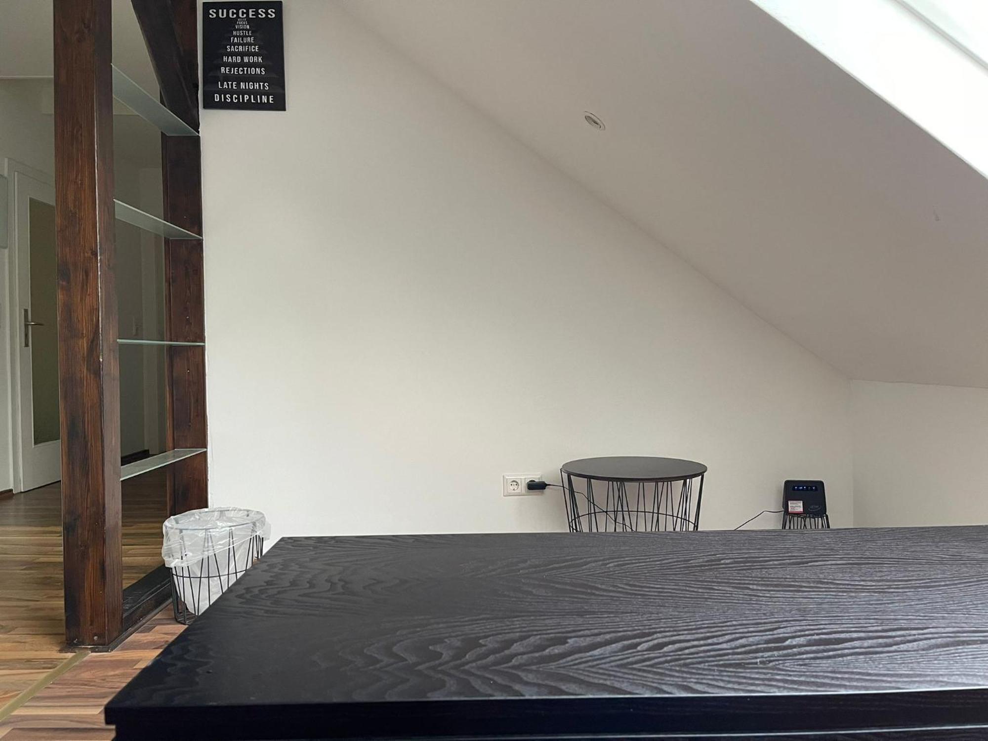 Geraeumige 3-Zimmer-Ferienwohnung Im Herzen Von Kassel Exterior foto